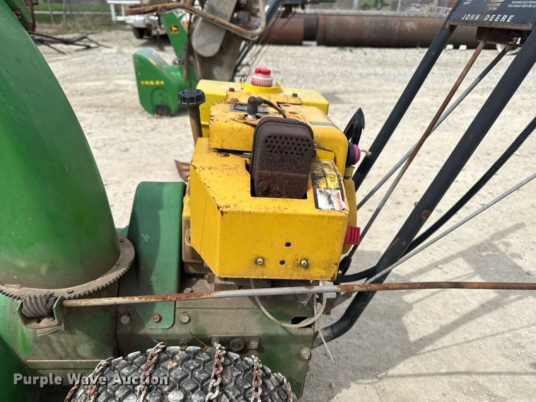 image for item DV2603 Lawn and garden equipment