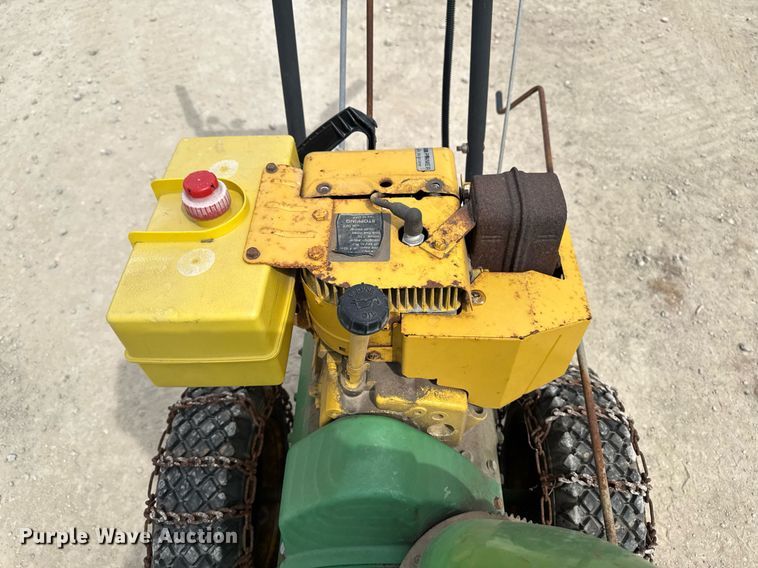 image for item DV2603 Lawn and garden equipment