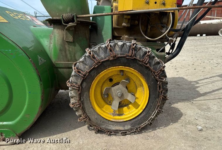 image for item DV2603 Lawn and garden equipment