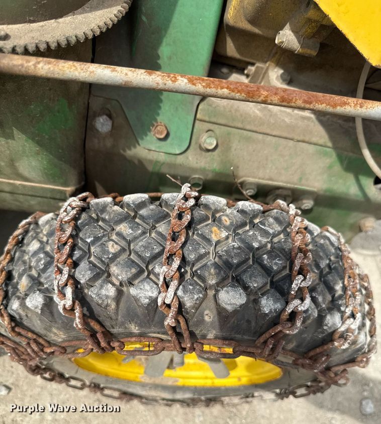 image for item DV2603 Lawn and garden equipment