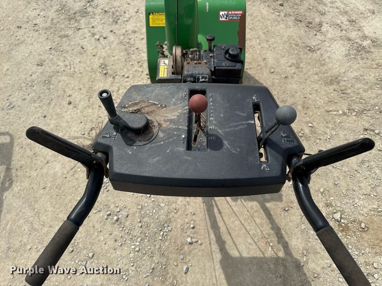 image for item DV2603 Lawn and garden equipment