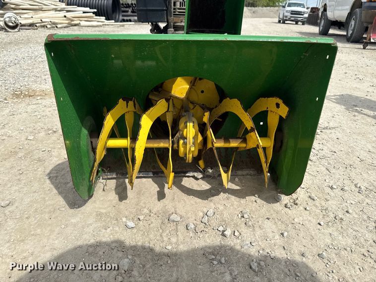 image for item DV2603 Lawn and garden equipment