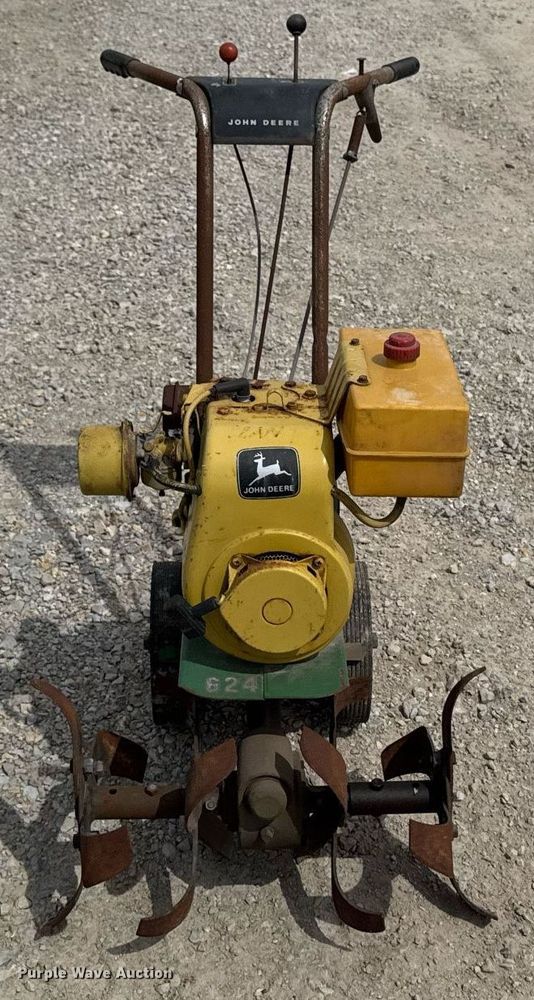 image for item DV2603 Lawn and garden equipment