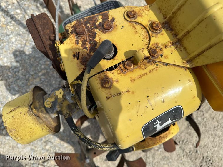 image for item DV2603 Lawn and garden equipment