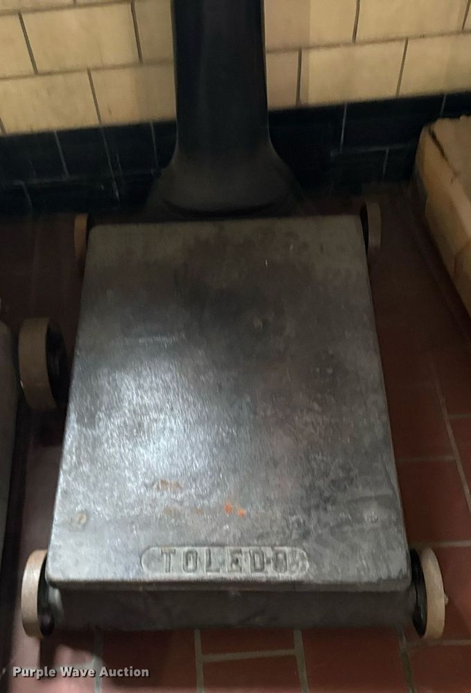 image for item DV2607 (3) scales