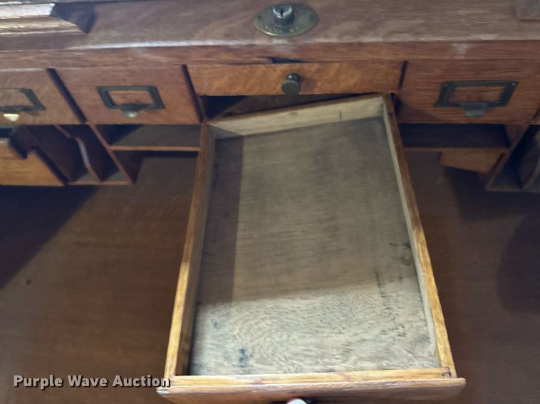 image for item DV2608 Furniture