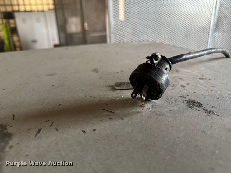 image for item DV2609 La Crosse Cooler Company LCV1LL170A5 Pepsi vending machine