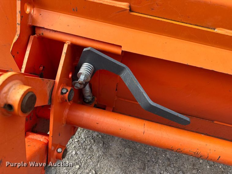 image for item DV4035 Kubota M7040 MFWD tractor