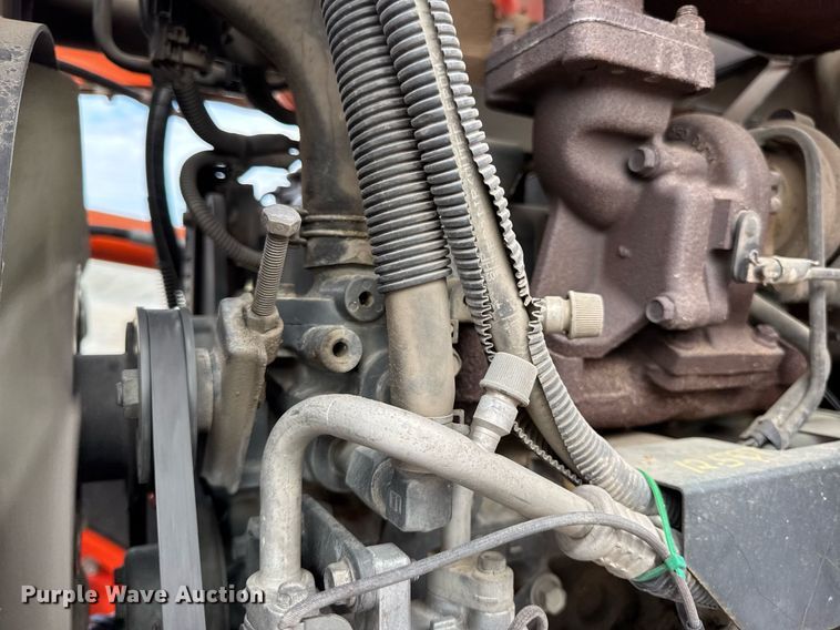 image for item DV4035 Kubota M7040 MFWD tractor