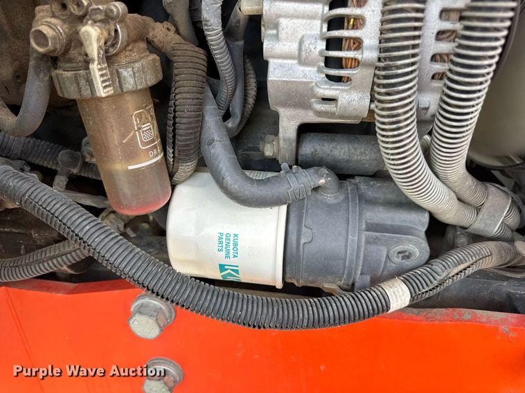 image for item DV4035 Kubota M7040 MFWD tractor