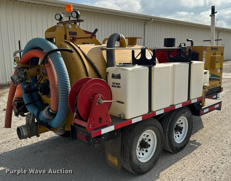 image for item DV4039 2016 Vermeer LP573SDT vacuum excavator