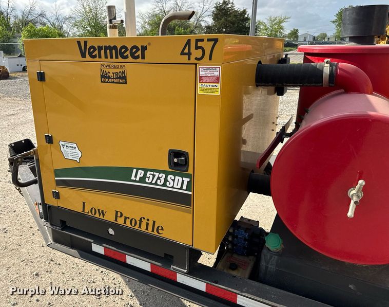 image for item DV4039 2016 Vermeer LP573SDT vacuum excavator