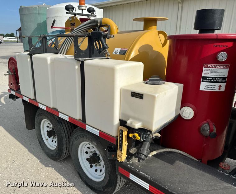 image for item DV4039 2016 Vermeer LP573SDT vacuum excavator