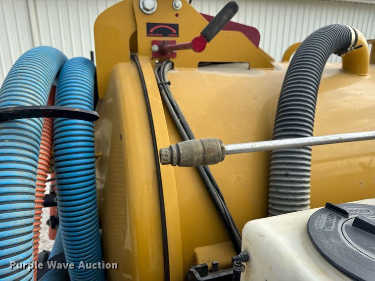 image for item DV4039 2016 Vermeer LP573SDT vacuum excavator