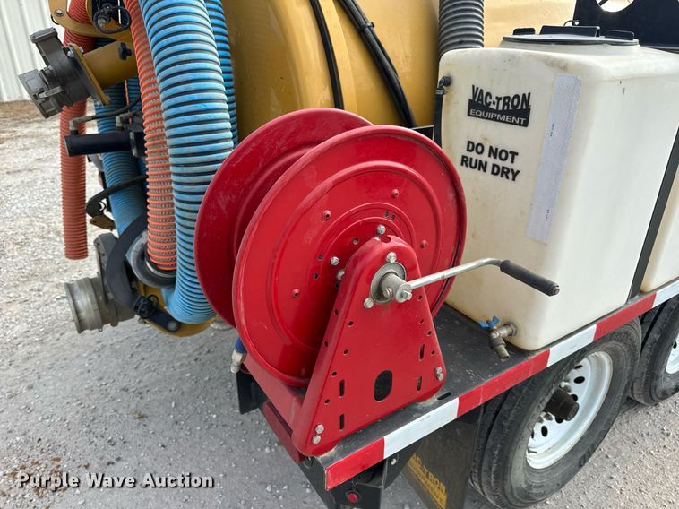 image for item DV4039 2016 Vermeer LP573SDT vacuum excavator