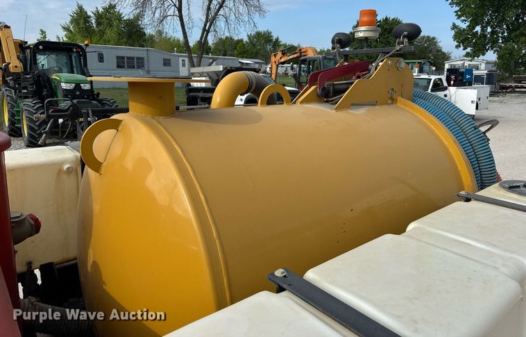 image for item DV4039 2016 Vermeer LP573SDT vacuum excavator