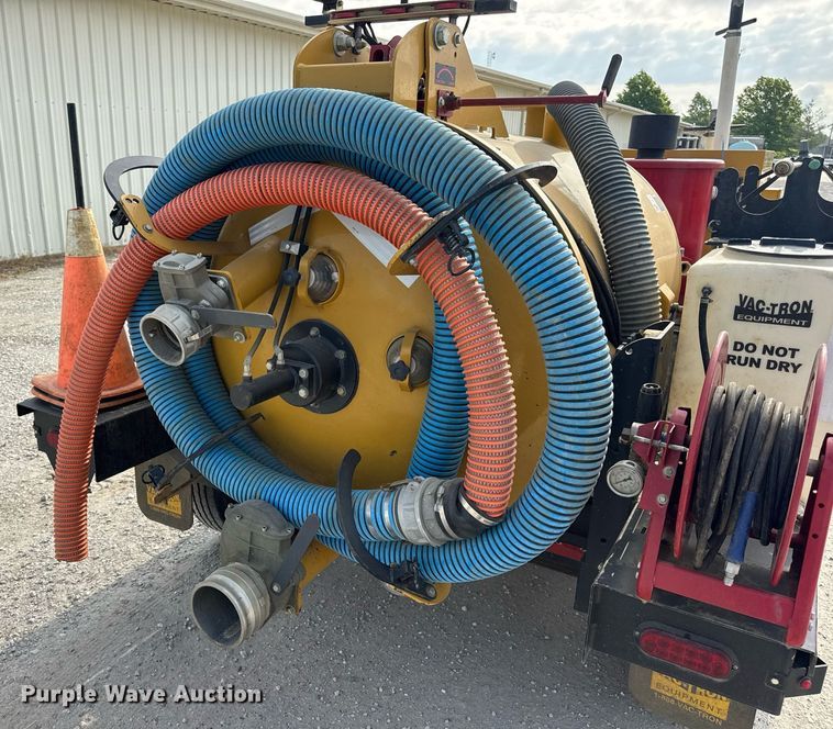 image for item DV4039 2016 Vermeer LP573SDT vacuum excavator