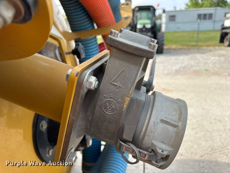 image for item DV4039 2016 Vermeer LP573SDT vacuum excavator