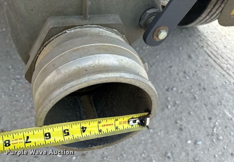 image for item DV4039 2016 Vermeer LP573SDT vacuum excavator