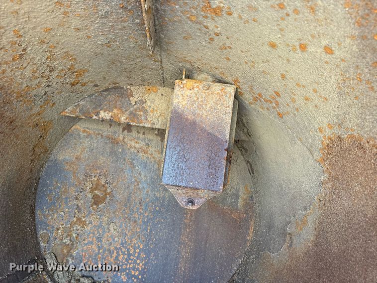 image for item DV4039 2016 Vermeer LP573SDT vacuum excavator