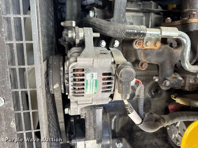 image for item DV4039 2016 Vermeer LP573SDT vacuum excavator