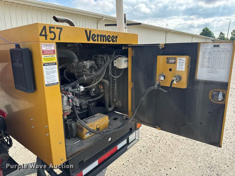 image for item DV4039 2016 Vermeer LP573SDT vacuum excavator