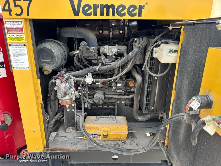 image for item DV4039 2016 Vermeer LP573SDT vacuum excavator