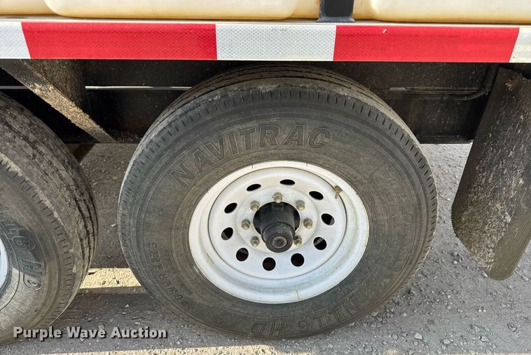 image for item DV4039 2016 Vermeer LP573SDT vacuum excavator