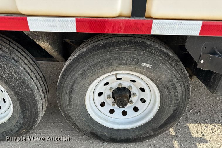 image for item DV4039 2016 Vermeer LP573SDT vacuum excavator