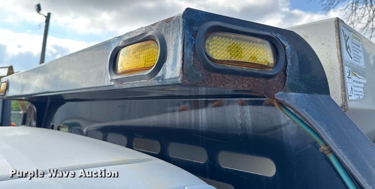 image for item DV4040 2015 Ford F550 Super Duty XL dump flatbed truck