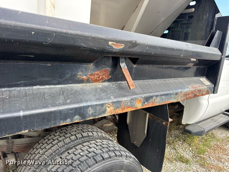 image for item DV4040 2015 Ford F550 Super Duty XL dump flatbed truck
