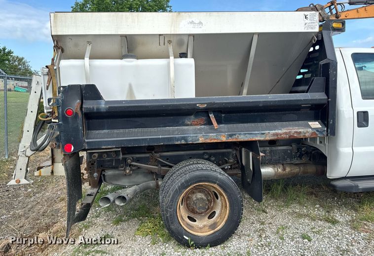 image for item DV4040 2015 Ford F550 Super Duty XL dump flatbed truck