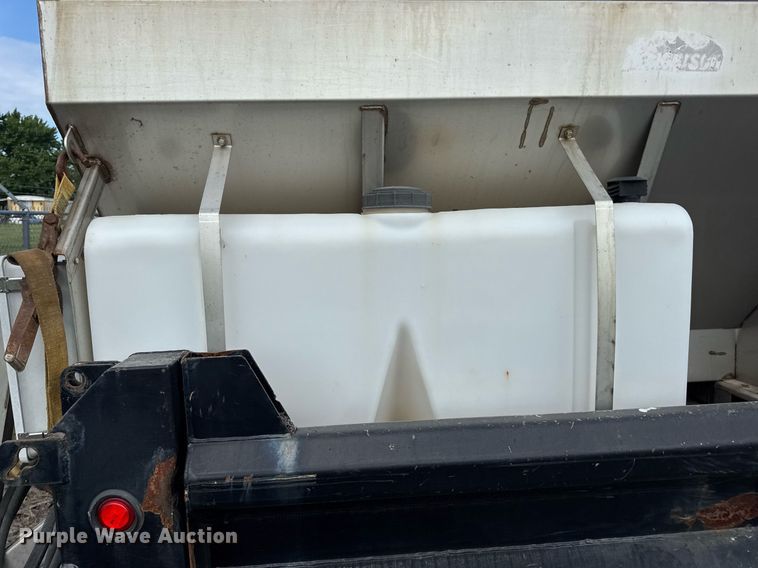 image for item DV4040 2015 Ford F550 Super Duty XL dump flatbed truck