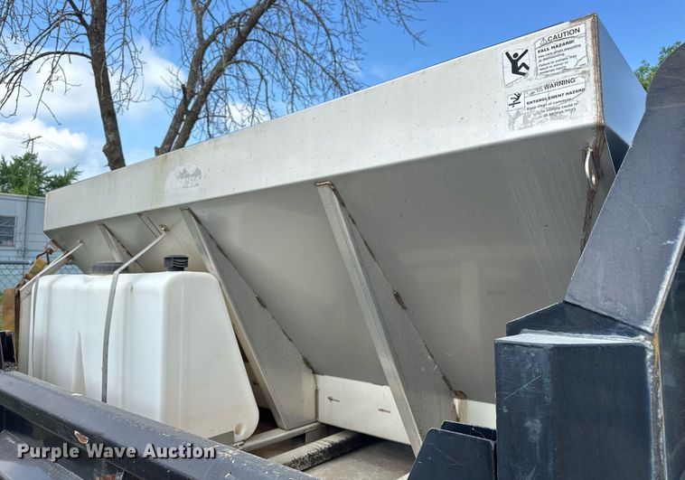 image for item DV4040 2015 Ford F550 Super Duty XL dump flatbed truck