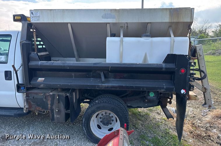 image for item DV4040 2015 Ford F550 Super Duty XL dump flatbed truck