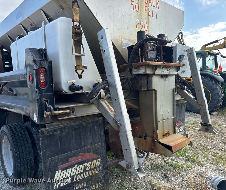 image for item DV4040 2015 Ford F550 Super Duty XL dump flatbed truck