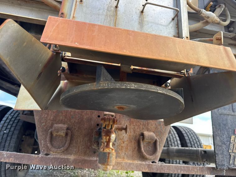 image for item DV4040 2015 Ford F550 Super Duty XL dump flatbed truck