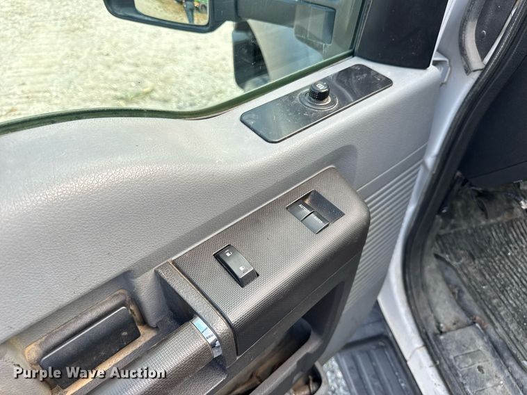 image for item DV4040 2015 Ford F550 Super Duty XL dump flatbed truck