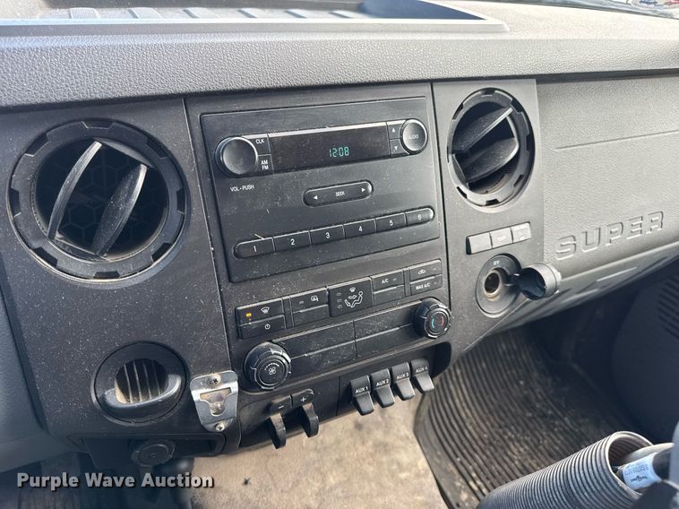 image for item DV4040 2015 Ford F550 Super Duty XL dump flatbed truck