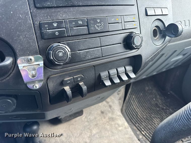 image for item DV4040 2015 Ford F550 Super Duty XL dump flatbed truck