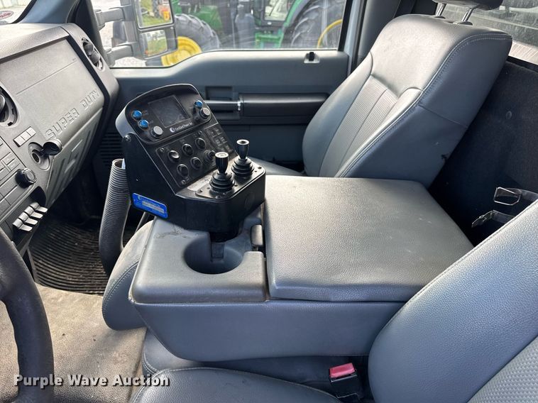 image for item DV4040 2015 Ford F550 Super Duty XL dump flatbed truck