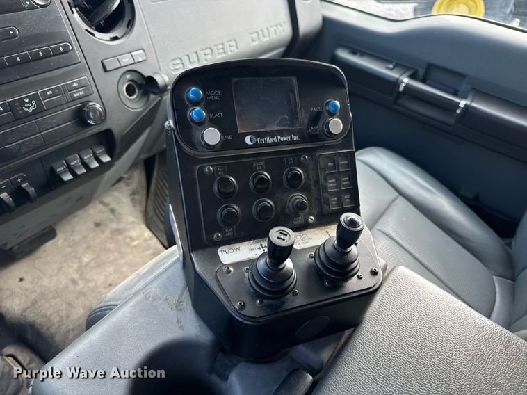 image for item DV4040 2015 Ford F550 Super Duty XL dump flatbed truck