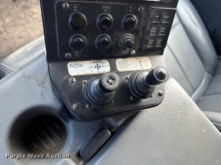 image for item DV4040 2015 Ford F550 Super Duty XL dump flatbed truck