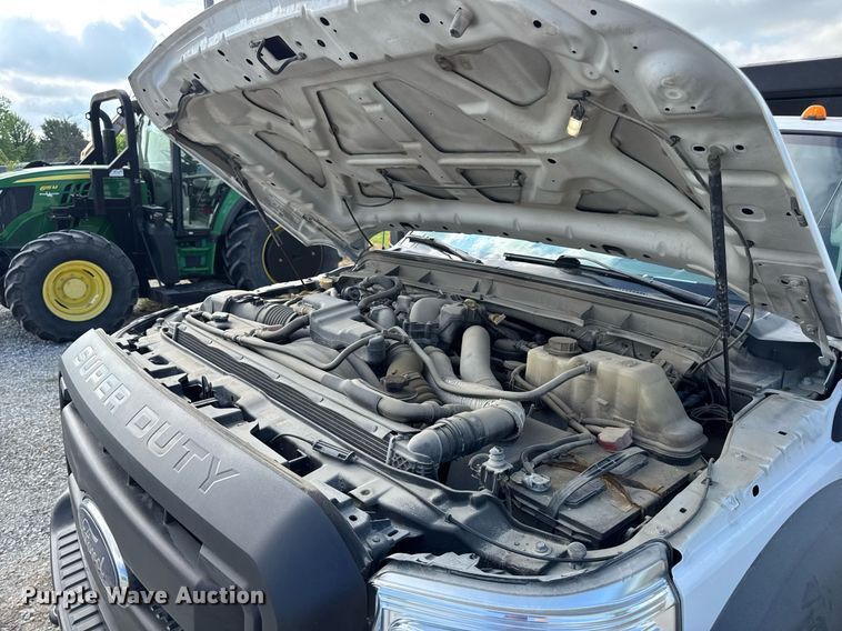 image for item DV4040 2015 Ford F550 Super Duty XL dump flatbed truck