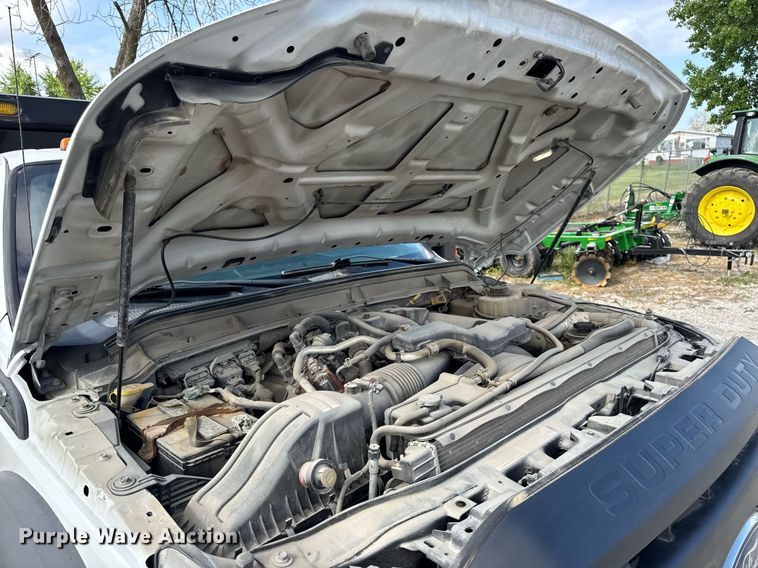 image for item DV4040 2015 Ford F550 Super Duty XL dump flatbed truck