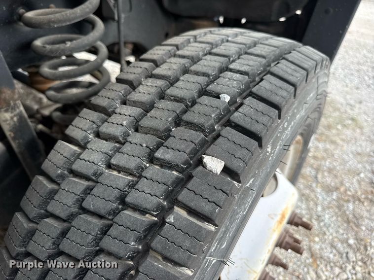 image for item DV4040 2015 Ford F550 Super Duty XL dump flatbed truck