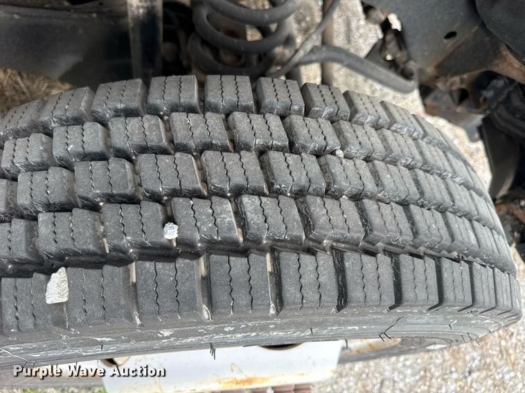 image for item DV4040 2015 Ford F550 Super Duty XL dump flatbed truck