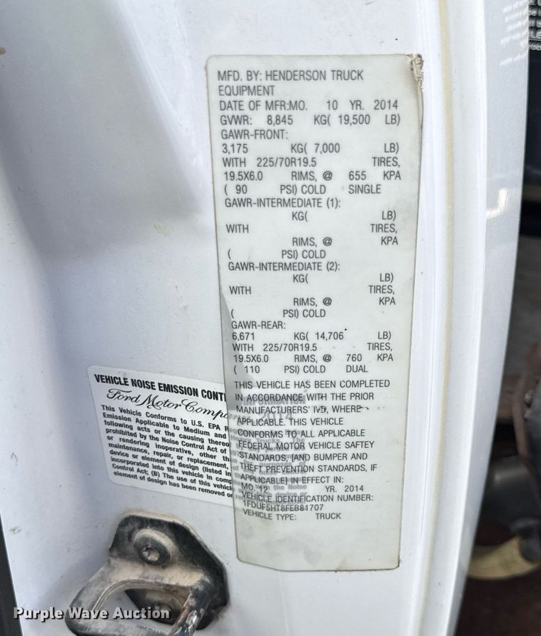 image for item DV4040 2015 Ford F550 Super Duty XL dump flatbed truck