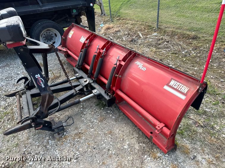 image for item DV4040 2015 Ford F550 Super Duty XL dump flatbed truck