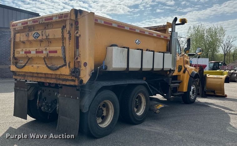 image for item EB2519 2004 Sterling LT9500 dump truck